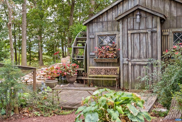 view of outdoor structure