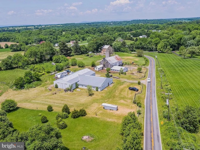 birds eye view of property featuring a rural view