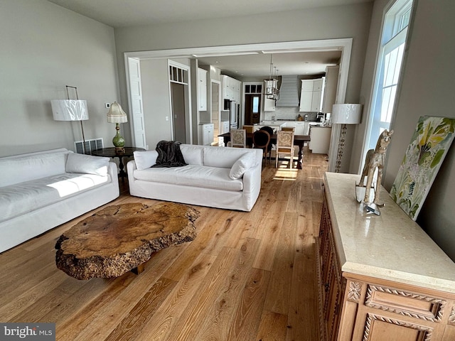 994 Valley Crossing Dr, Lititz, PA 17543 - living room featuring light wood-style floors