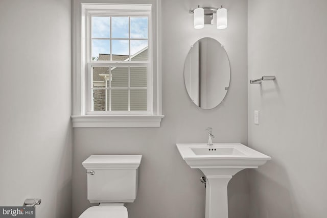 994 Valley Crossing Dr, Lititz, PA 17543 - bathroom featuring toilet