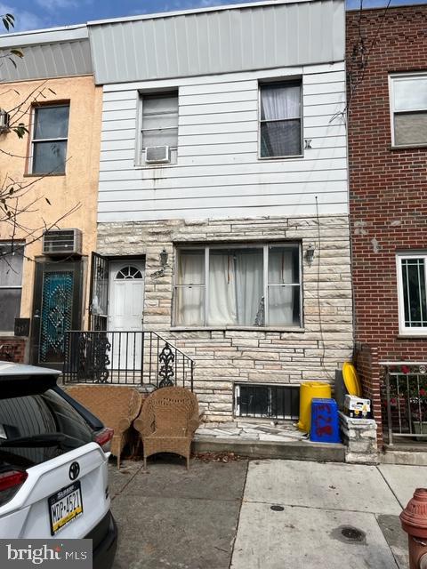 view of townhome / multi-family property