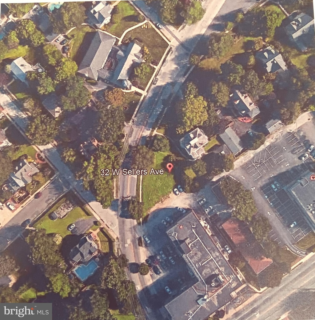 32 W Sellers Ave, Ridley Park, PA 19078