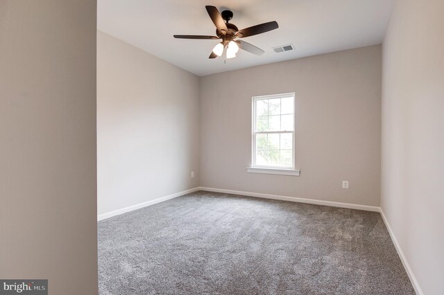 40 N Berlin Pike, Lovettsville, VA 20180 - carpeted empty room with ceiling fan and baseboards