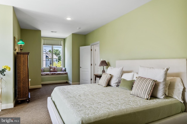 view of carpeted bedroom