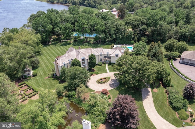 bird's eye view featuring a water view