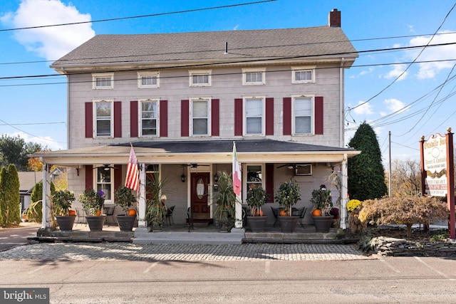 view of front of home with covered porch