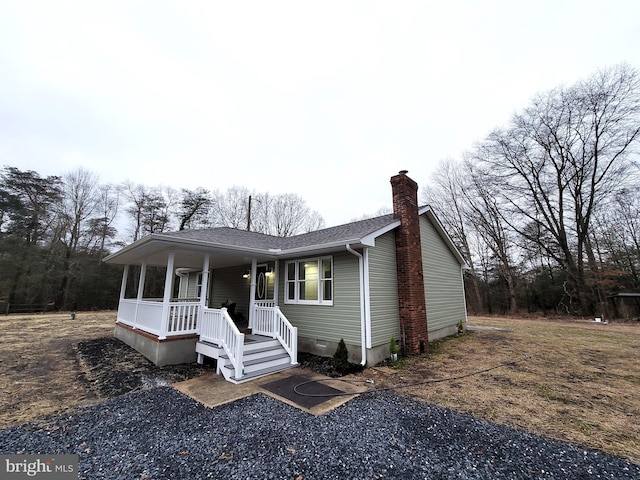 view of front of property with a porch