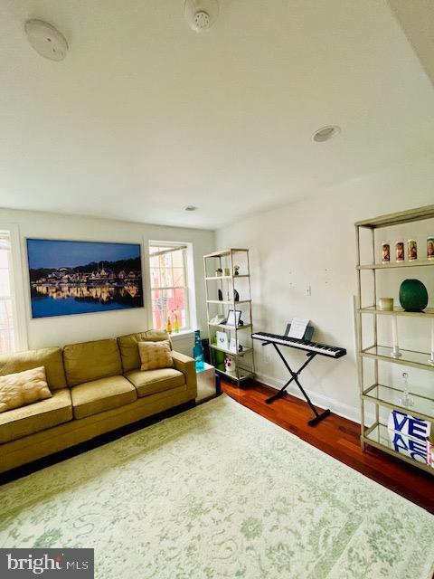 2022 Fitzwater St, Philadelphia, PA 19146 - living area featuring wood finished floors and baseboards