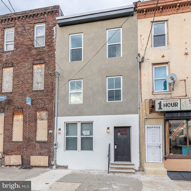 view of townhome / multi-family property