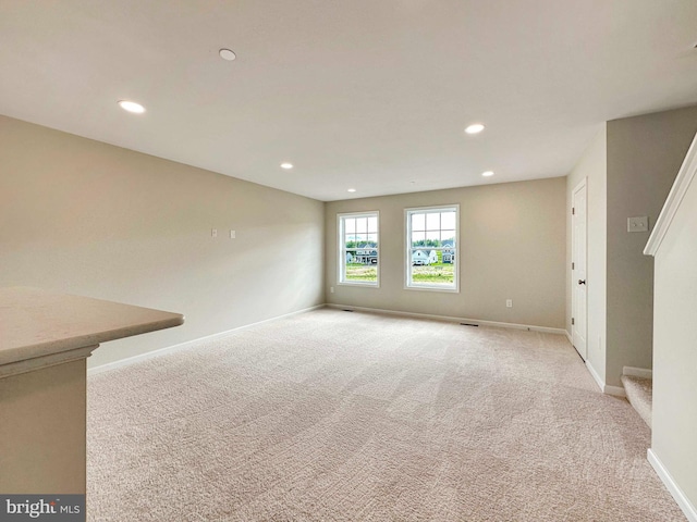 view of carpeted spare room