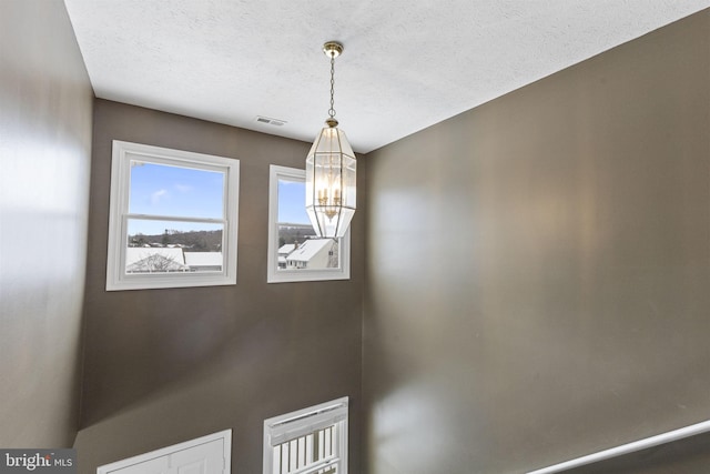 room details featuring a textured ceiling