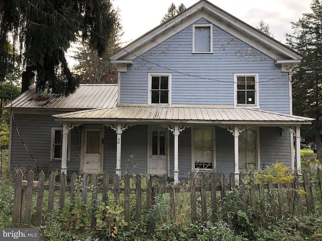 view of front of property with covered porch