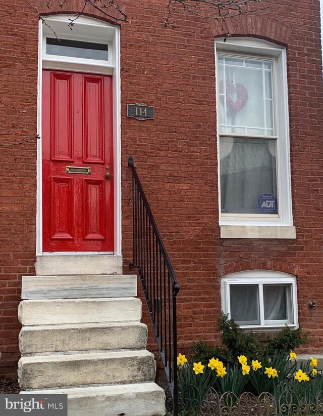 view of entrance to property