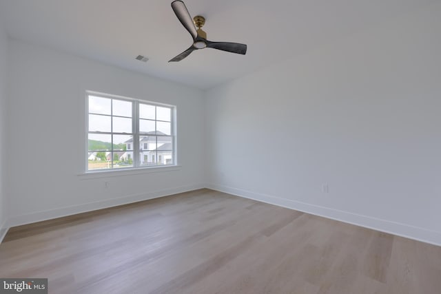 5824 Wild Lilac Dr, Lot East Petersburg, PA 17520 - spare room featuring light wood finished floors, baseboards, visible vents, and ceiling fan