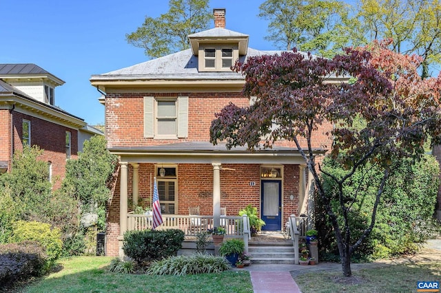 view of front of home featuring a porch