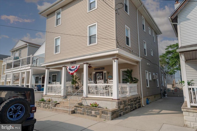 view of front of home featuring covered porch