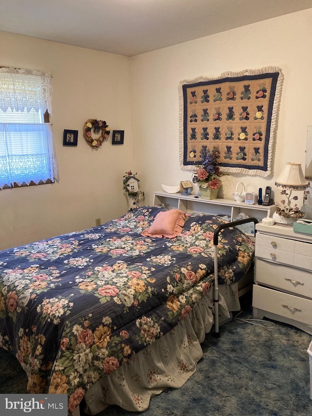 view of carpeted bedroom