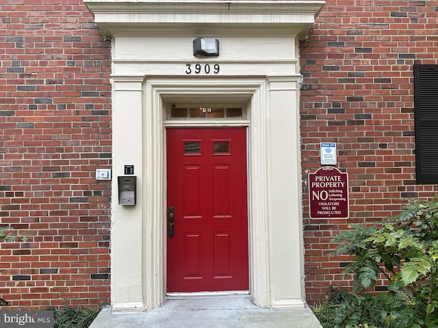 view of entrance to property