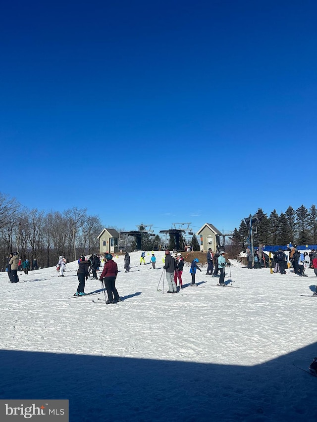 view of surrounding community