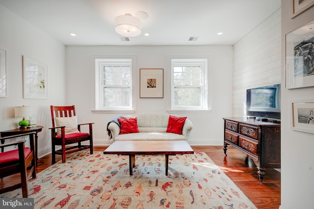 living area with light wood-type flooring