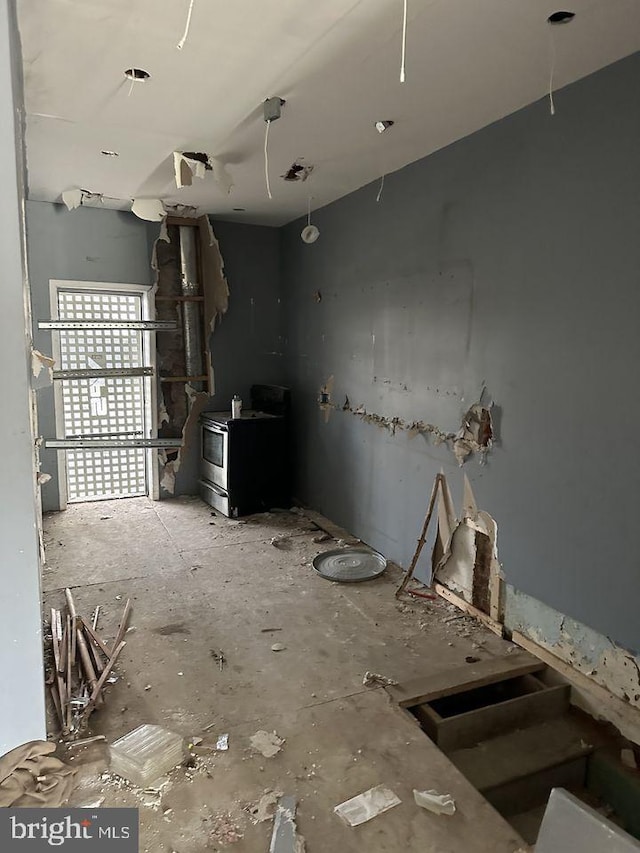 miscellaneous room featuring washer / dryer