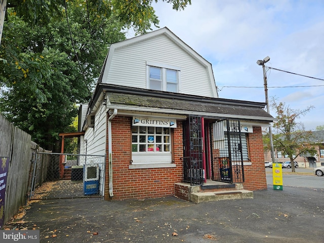 view of front of home