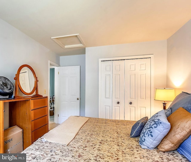 bedroom with a closet