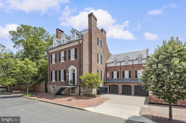 view of front of house featuring a garage