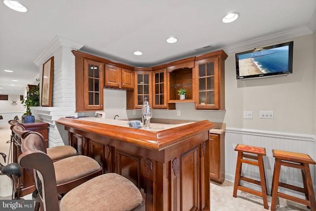 bar with crown molding