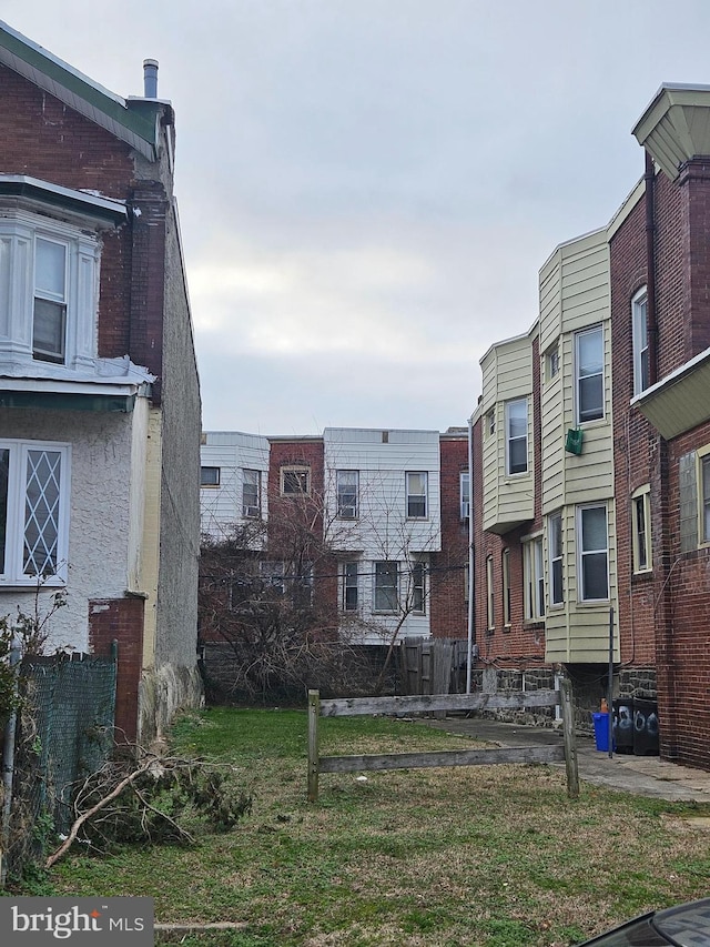 Listing photo 2 for 1004 S 60th St, Philadelphia PA 19143