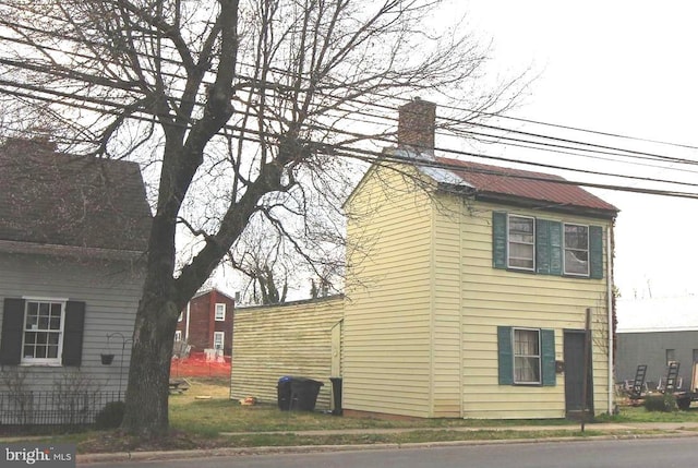 view of home's exterior