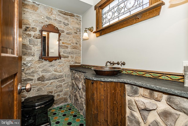 3111 Burnt House Hill Rd, Doylestown, PA 18902 - interior space with toilet, tile flooring, and vanity