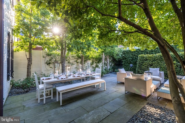 view of patio with an outdoor hangout area