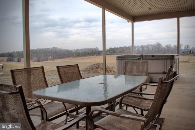 view of sunroom / solarium