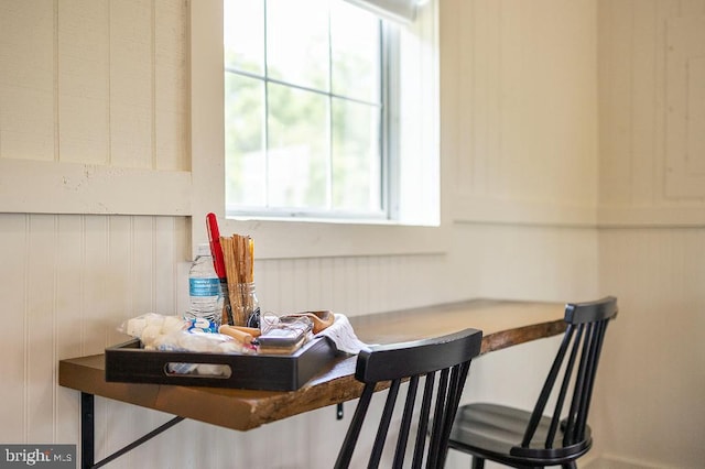 dining area featuring plenty of natural light