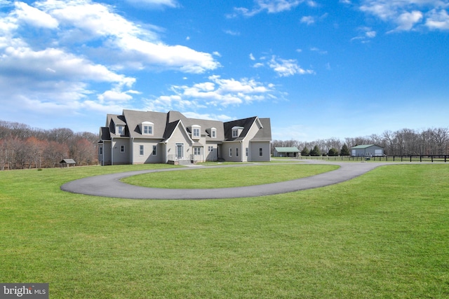 view of front of property with a front yard