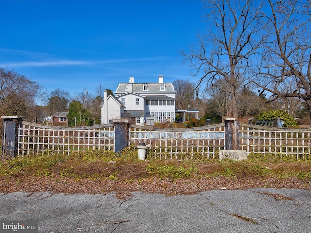 view of front of home