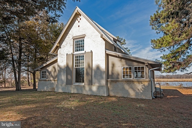 view of home's exterior