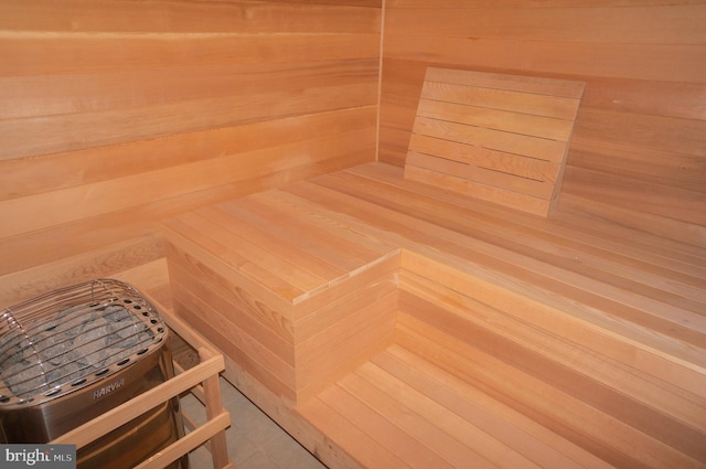 view of sauna / steam room