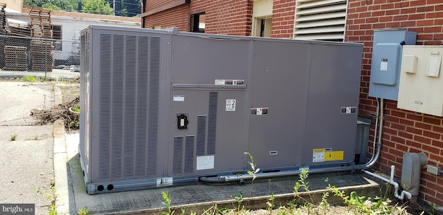 exterior space featuring central air condition unit