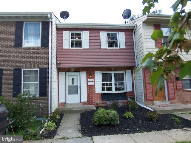 view of townhome / multi-family property