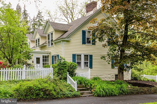 view of front of home