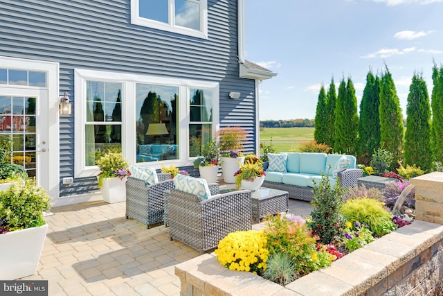 view of patio featuring an outdoor hangout area