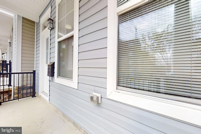 exterior space featuring concrete floors