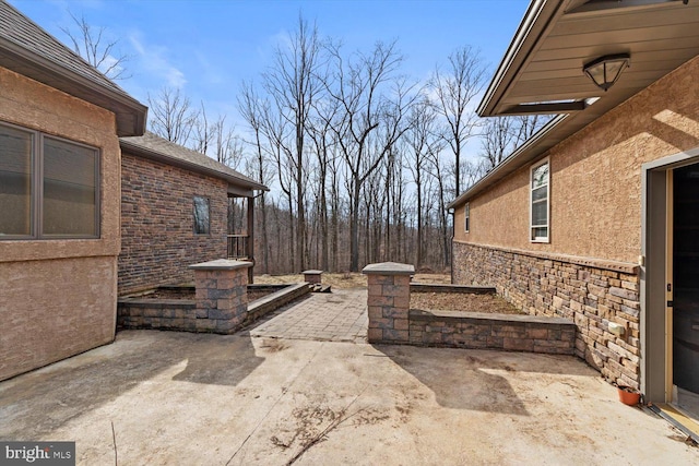 view of yard with a patio area