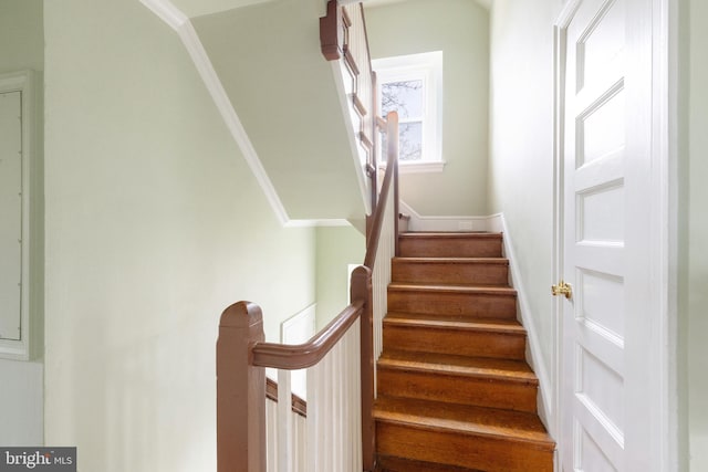 stairway with ornamental molding