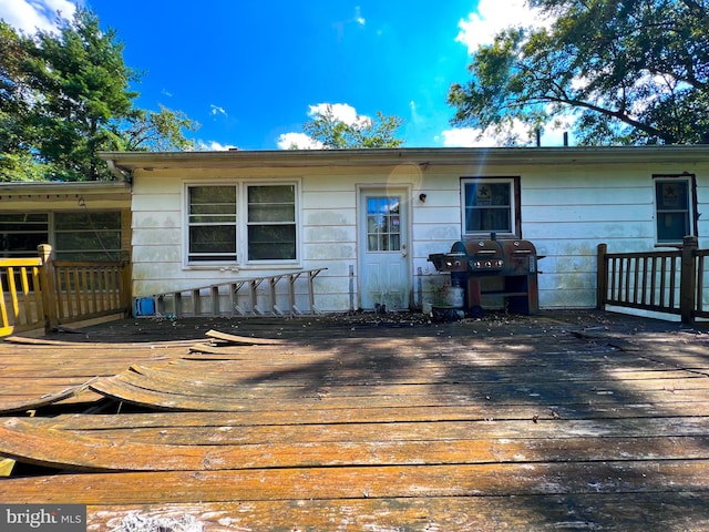 single story home with a deck