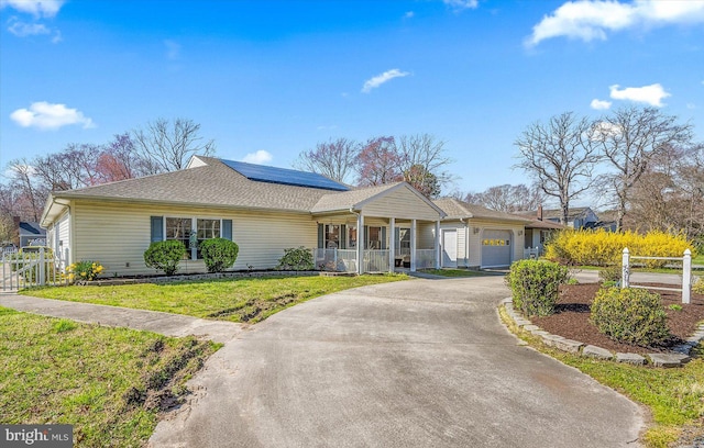 ranch-style house with a front yard