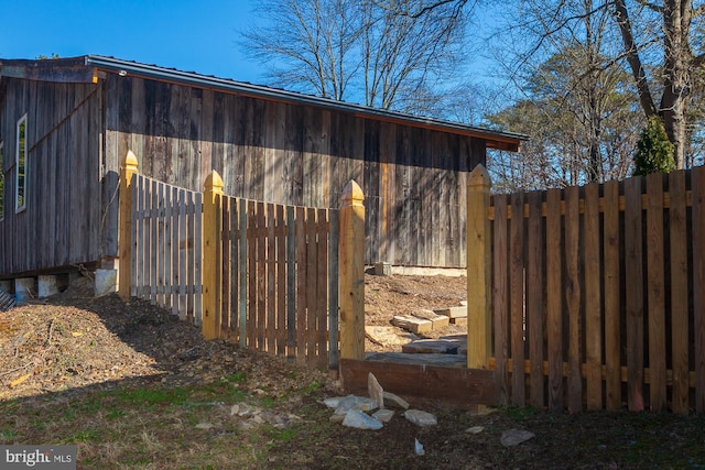 view of home's exterior