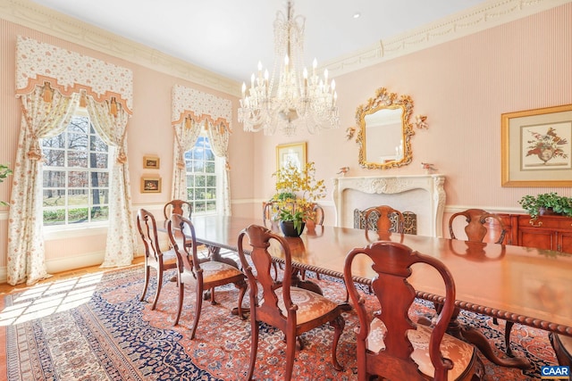 dining area featuring an inviting chandelier